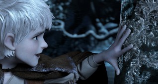 Jack Frost (Chris Pine) earns his place among the Guardians in DreamWorks Animation’s RISE OF THE GUARDIANS to be released by Paramount Pictures.
RG-018